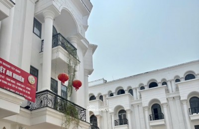 CẦN BÁN: Nhà phố 1 trệt 3 lầu, 4,7 tỷ, liền kề Vincom TP Tây Ninh, NH hỗ trợ vay 70% lãi suất ưu đãi